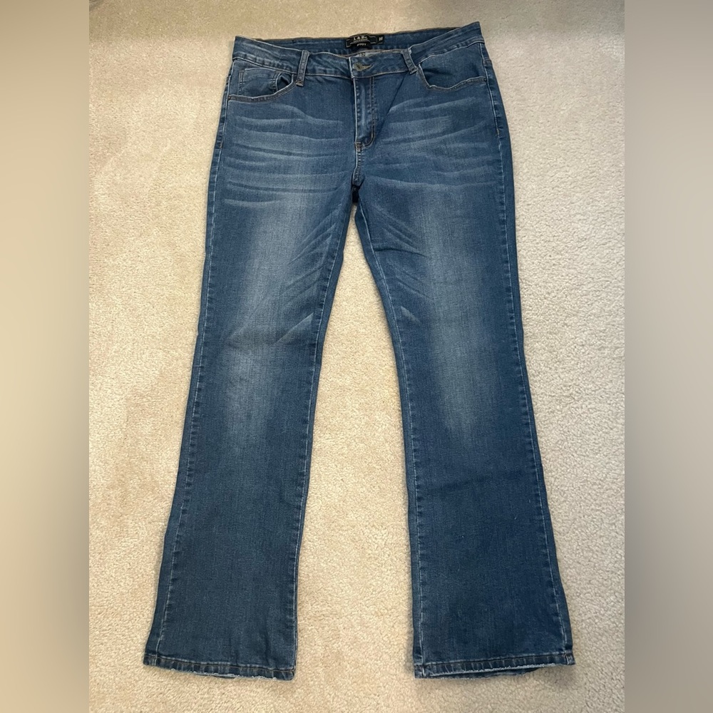 L & B Bootcut Jeans size 16